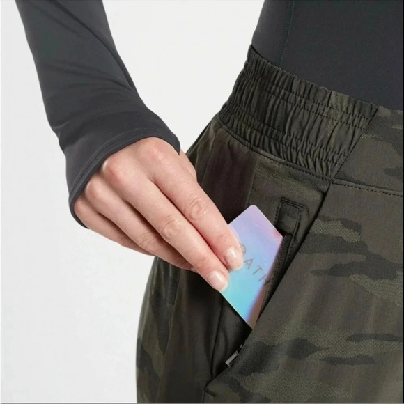 ATHLETA BROOKLYN CAMO LINED JOGGER comfy running gym - Picture 7 of 16